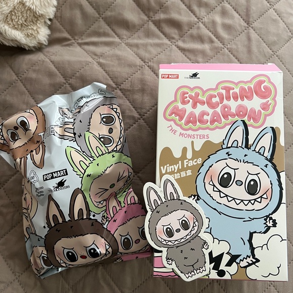 Sesame Bean Labubu Exciting Macaron Vinyl Face Toy 
Authentic - Picture 4 of 15